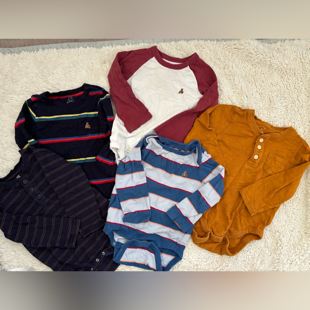 Baby Gap bodysuit bundle